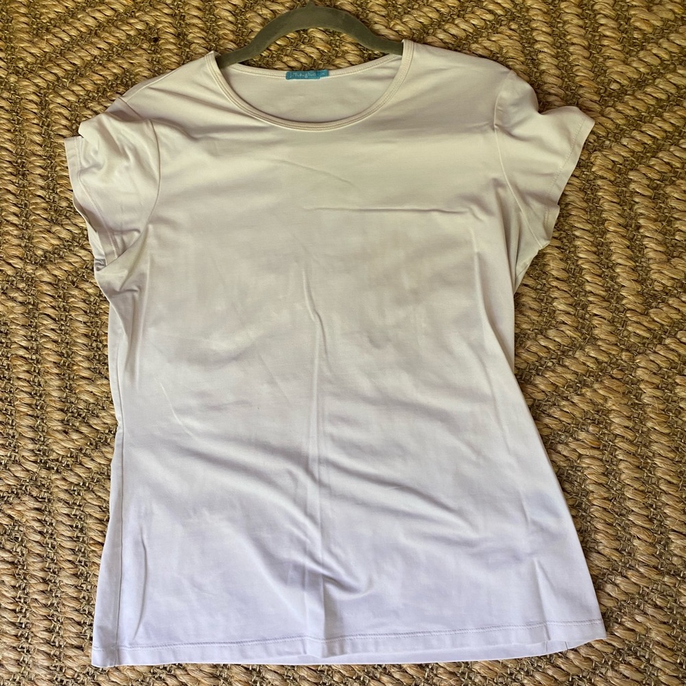 J McLaughlin White tee shirt, size M, thick stretchy material